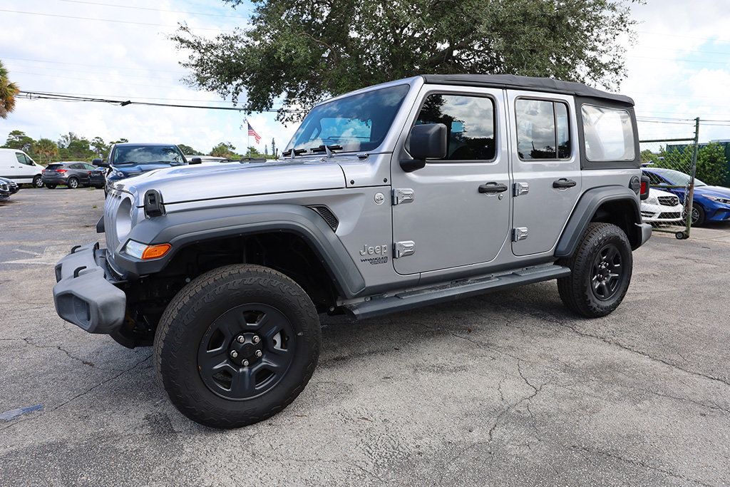2018 Jeep Wrangler Unlimited Sport photo 4