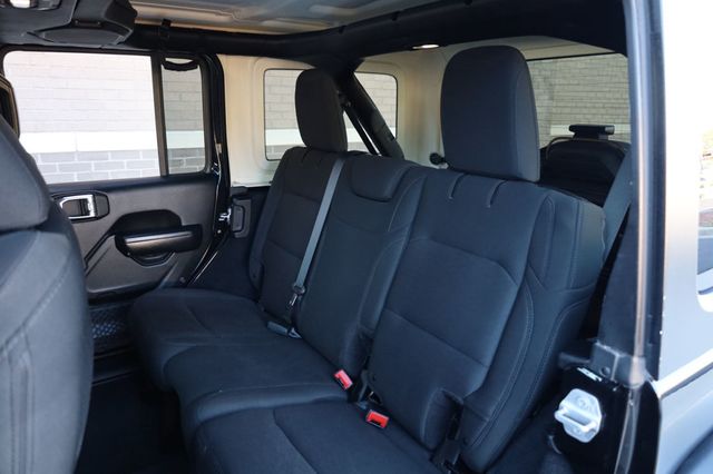 2018 Jeep Wrangler Unlimited Sport 4x4 - 22936128 - 14