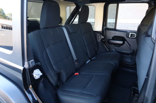 2018 Jeep Wrangler Unlimited Sport 4x4 - 22936128 - 17