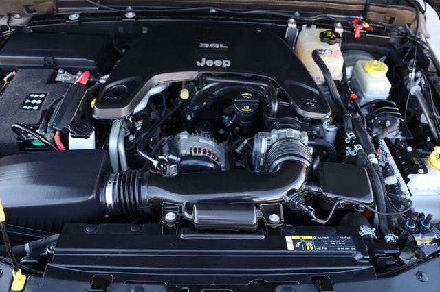 2018 Jeep Wrangler Unlimited Sport 4x4 - 22936128 - 20