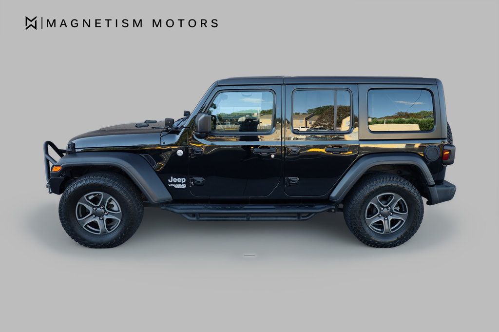 2018 Jeep Wrangler Unlimited Sport photo 3