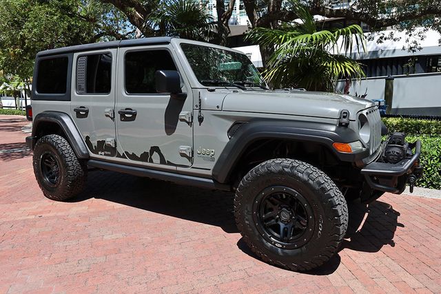 2018 Jeep Wrangler Unlimited Sport 4x4 - 23025001 - 0