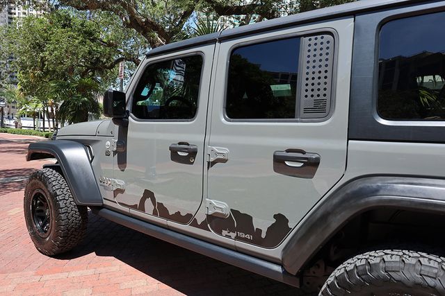 2018 Jeep Wrangler Unlimited Sport 4x4 - 23025001 - 23