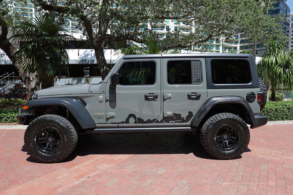 2018 Jeep Wrangler Unlimited Sport 4x4 - 23025001 - 2