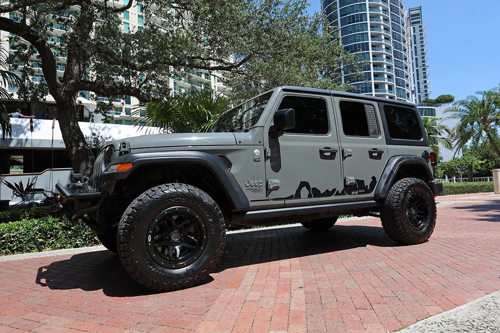 2018 Jeep Wrangler Unlimited Sport 4x4 - 23025001 - 31