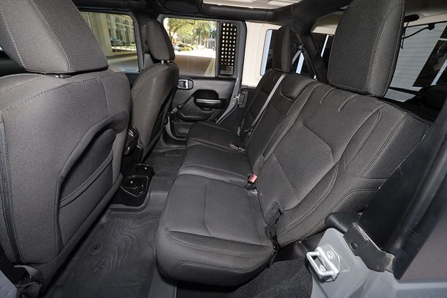 2018 Jeep Wrangler Unlimited Sport 4x4 - 23025001 - 41