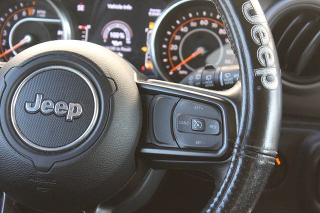2018 Jeep Wrangler Unlimited Sport 4x4 4dr SUV (midyear release) - 22917083 - 23