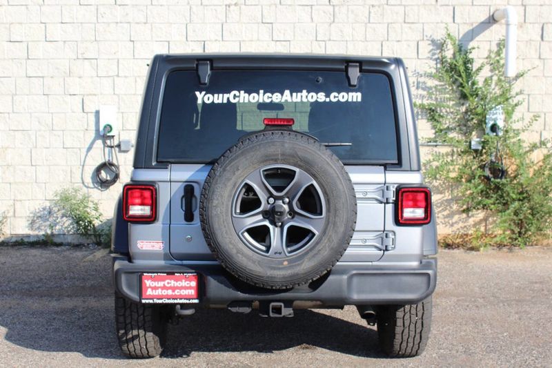 2018 Jeep Wrangler Unlimited Sport 4x4 4dr SUV (midyear release) - 22917083 - 3