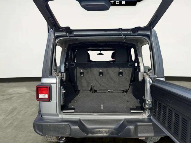 2018 Jeep Wrangler Unlimited Sport 4x4 4dr SUV (midyear release) - 23055256 - 15