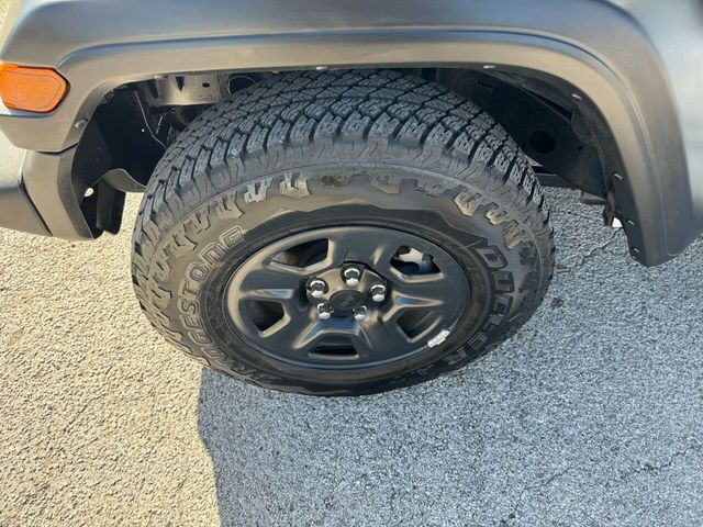 2018 Jeep Wrangler Unlimited Sport 4x4 4dr SUV (midyear release) - 22338705 - 23