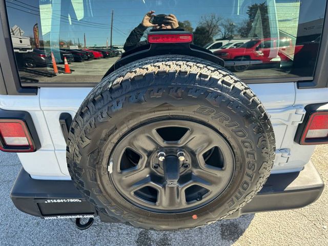 2018 Jeep Wrangler Unlimited Sport 4x4 4dr SUV (midyear release) - 22338705 - 24