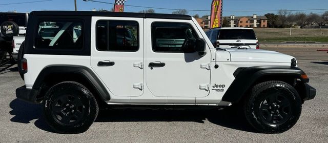 2018 Jeep Wrangler Unlimited Sport 4x4 4dr SUV (midyear release) - 22338705 - 7