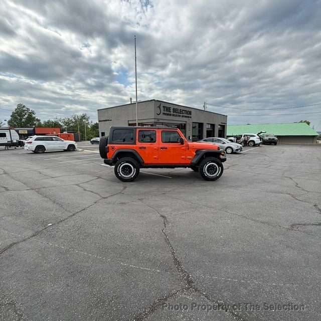2018 Jeep Wrangler Unlimited SPORT 4X4 W/BLACK FREEDOM 3-PIECE HARDTOP PANEL - 23019748 - 16