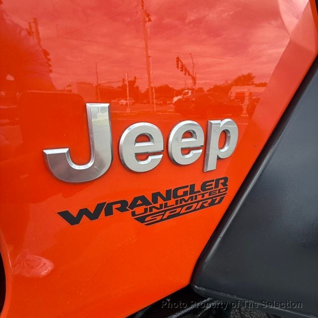 2018 Jeep Wrangler Unlimited SPORT 4X4 W/BLACK FREEDOM 3-PIECE HARDTOP PANEL - 23019748 - 19