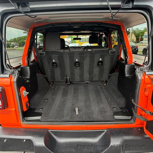 2018 Jeep Wrangler Unlimited SPORT 4X4 W/BLACK FREEDOM 3-PIECE HARDTOP PANEL - 23019748 - 35