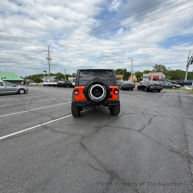 2018 Jeep Wrangler Unlimited SPORT 4X4 W/BLACK FREEDOM TOP 3-PIECE HARDTOP PANEL - 23019748 - 11