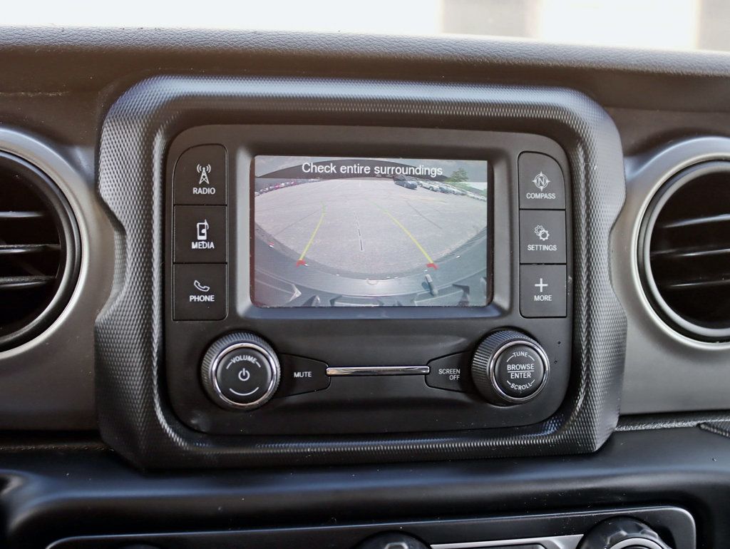2018 Jeep Wrangler Unlimited Sport S 4x4 - 23062109 - 15