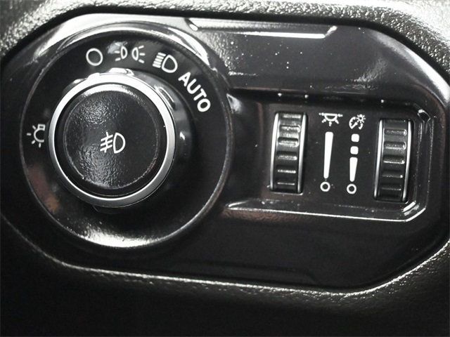 2018 Jeep Wrangler Unlimited Sport S 4x4 - 22960826 - 26