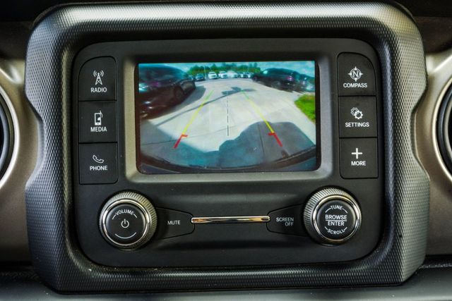 2018 Jeep Wrangler Unlimited Sport S 4x4 - 23022604 - 26