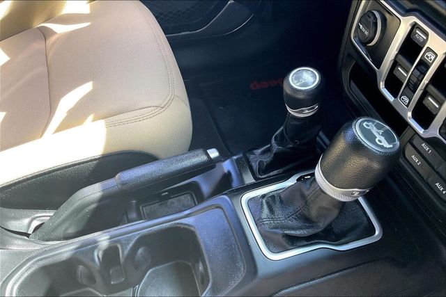 2018 Jeep Wrangler Unlimited Sport S 4x4 - 23010781 - 31