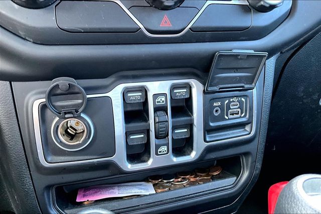 2018 Jeep Wrangler Unlimited Sport S 4x4 - 23066449 - 25