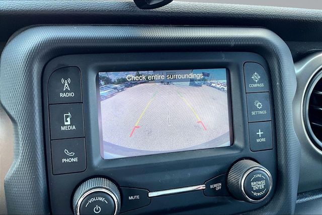 2018 Jeep Wrangler Unlimited Sport S 4x4 - 23066449 - 26