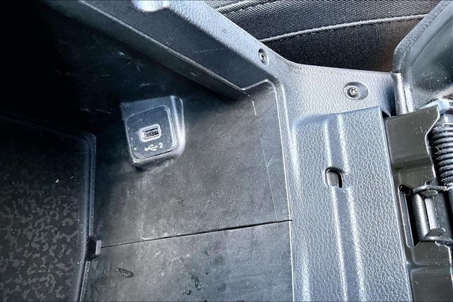 2018 Jeep Wrangler Unlimited Sport S 4x4 - 23066449 - 27