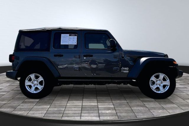 2018 Jeep Wrangler Unlimited Sport S 4x4 - 23066449 - 7