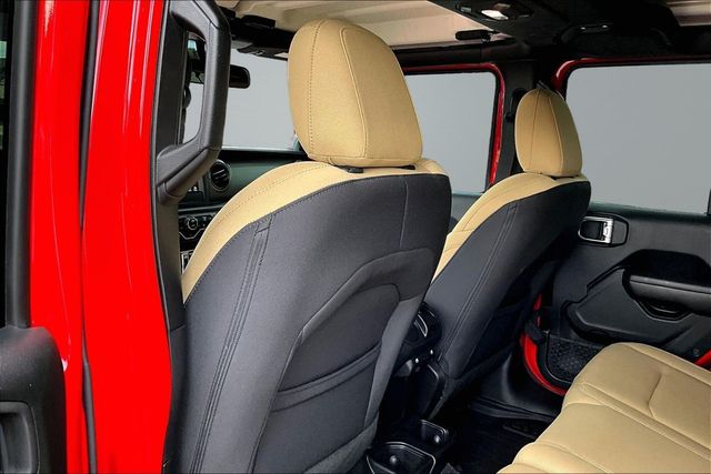 2018 Jeep Wrangler Unlimited Sport S 4x4 - 23081147 - 18