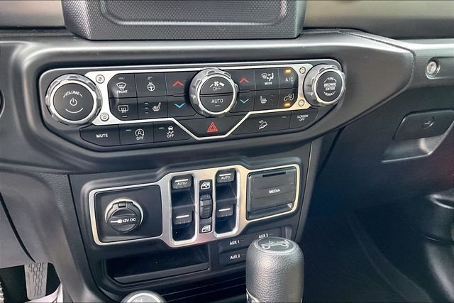 2018 Jeep Wrangler Unlimited Sport S 4x4 - 23081147 - 25