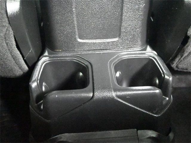 2018 Jeep Wrangler Unlimited Sport S 4x4 - 22991351 - 11