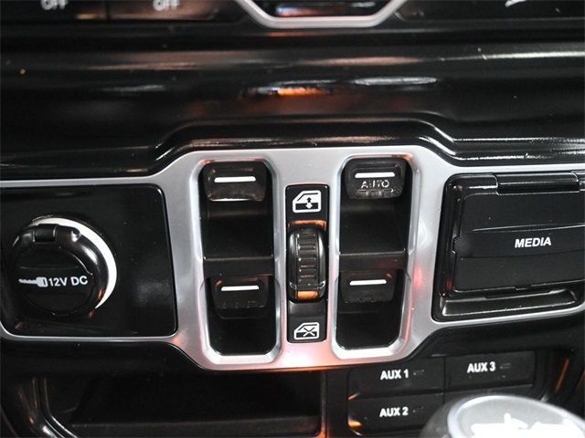 2018 Jeep Wrangler Unlimited Sport S 4x4 - 22991351 - 27