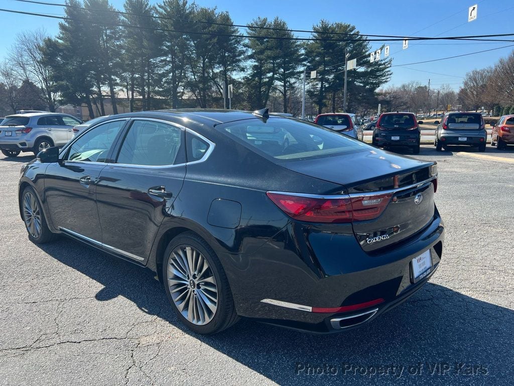 2018 Kia Cadenza Limited Sedan - 22782366 - 5