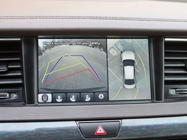 2018 Kia Cadenza Limited Sedan - 22982772 - 17