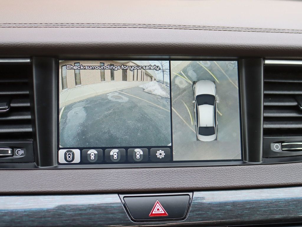 2018 Kia Cadenza Limited Sedan - 22982772 - 18