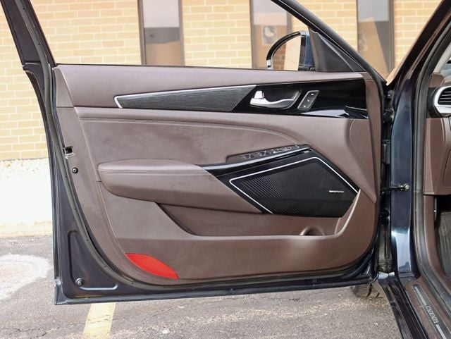 2018 Kia Cadenza Limited Sedan - 22982772 - 30