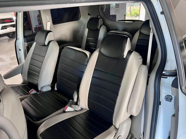2018 Kia Carnival Disponible para alquiler Automatico 11 pasajeros - 22978352 - 11