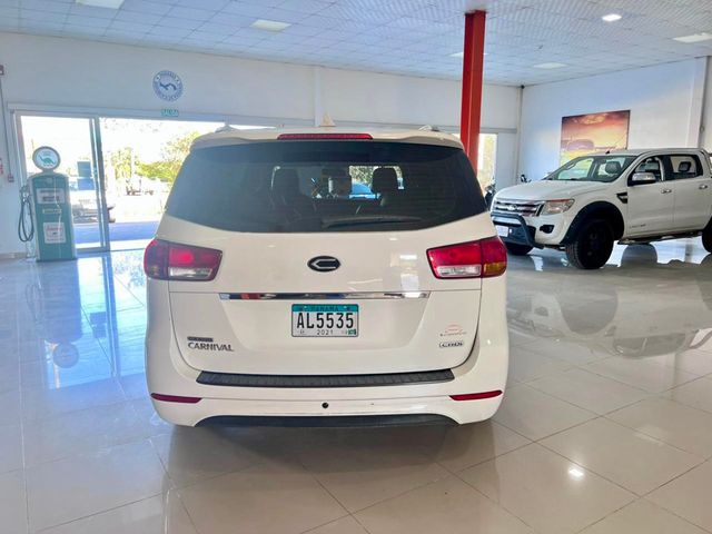 2018 Kia Carnival Disponible para alquiler Automatico 11 pasajeros - 22978352 - 7