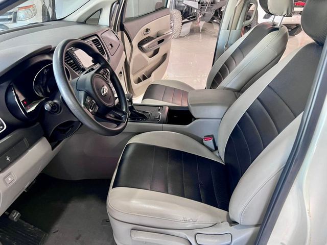 2018 Kia Carnival Disponible para alquiler Automatico 8 pasajeros - 22978352 - 10