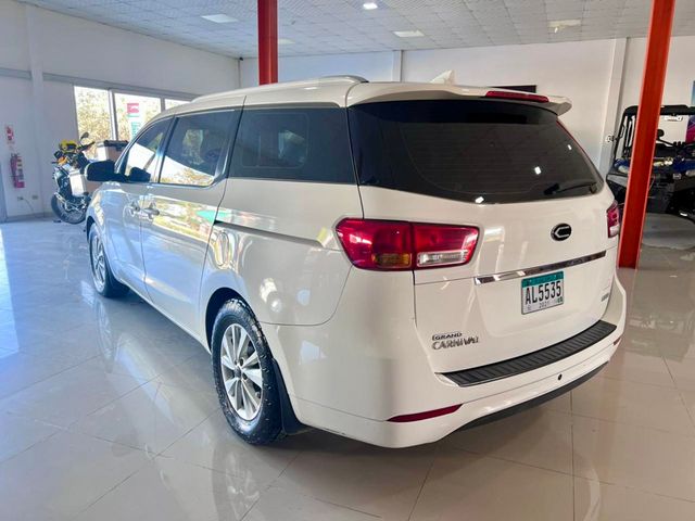 2018 Kia Carnival Disponible para alquiler Automatico 8 pasajeros - 22978352 - 6
