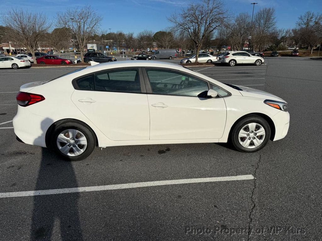 2018 Kia Forte LX Automatic - 22970645 - 3