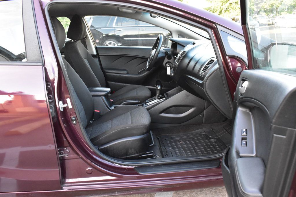 2018 Kia Forte LX Automatic - 22924127 - 13