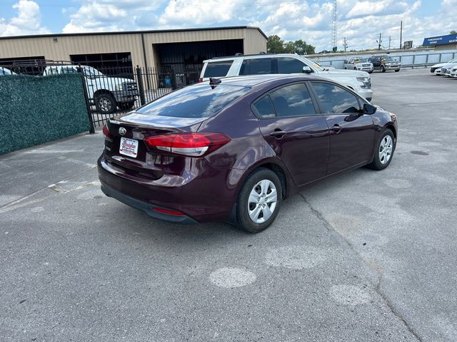 2018 Kia Forte LX Automatic - 22911761 - 3