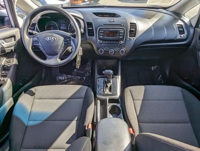 2018 Kia Forte LX Automatic - 22171924 - 57