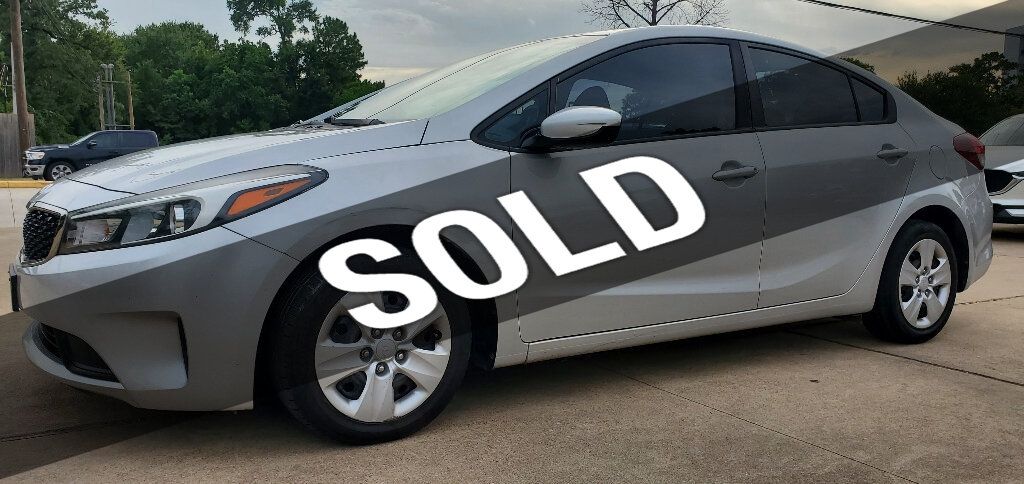 2018 Kia Forte LX Automatic - 22890366 - 0