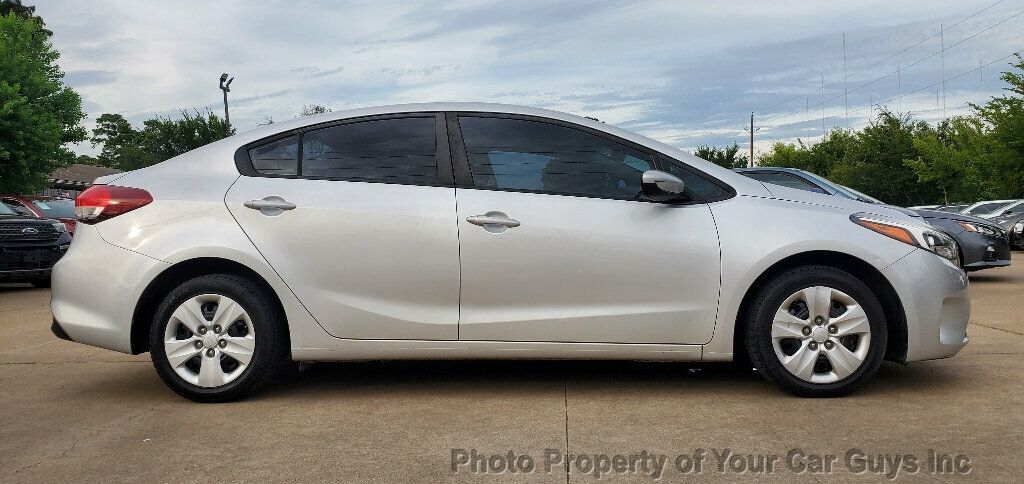 2018 Kia Forte LX Automatic - 22890366 - 10