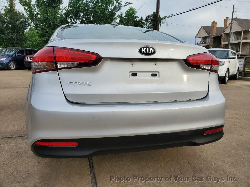 2018 Kia Forte LX Automatic - 22890366 - 17