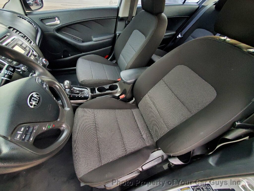2018 Kia Forte LX Automatic - 22890366 - 24