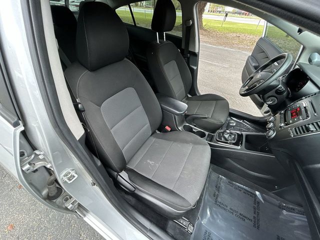 2018 Kia Forte LX Manual - 22997726 - 18