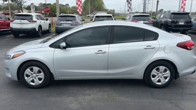 2018 Kia Forte LX Manual - 22997726 - 4